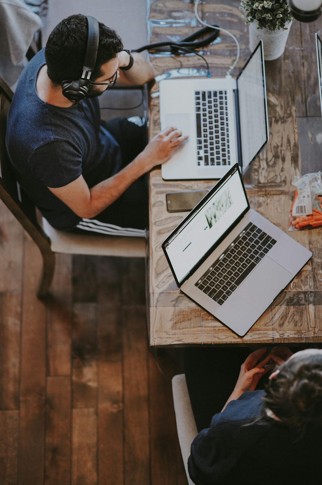 programmers collaborating remotely